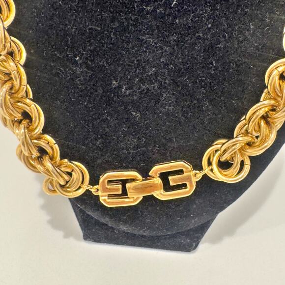 Vintage Givenchy Gold Plated Chunky Thick Gold Plated Necklace 24” Long One Size - Picture 4 of 13